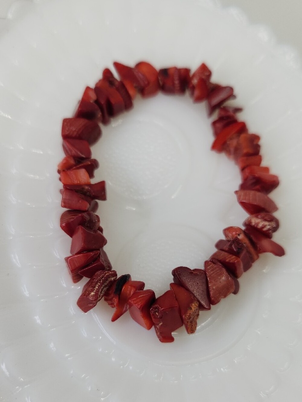 Red Chip Bead Stretch Bracelet